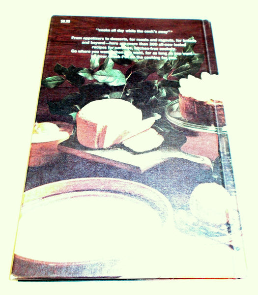 Vintage CROCK POT Cookbook by RIVAL 1975 Edition